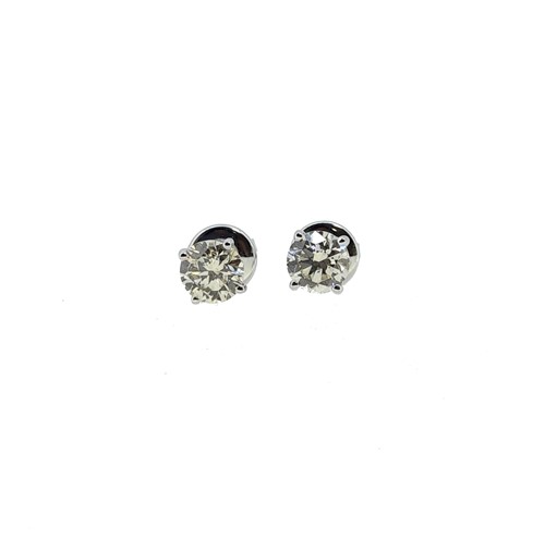 Lot 233 - A pair of diamond ear studs