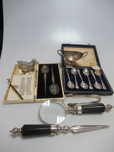 Lot 283 - A cased set of 6 silver teaspoons, a pair of...
