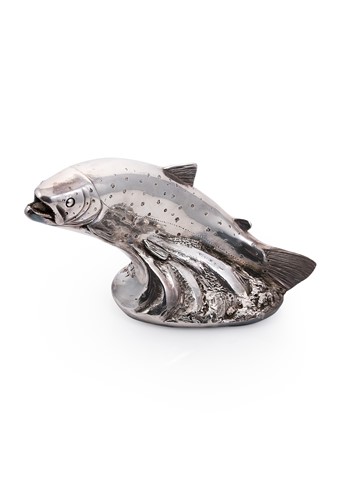 Lot 344 - A modern and realistic silver model of a leaping salmon