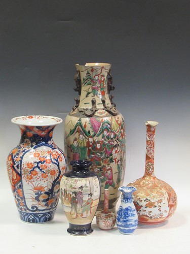 Lot 62 - Collection of damaged Japanese vases (6)