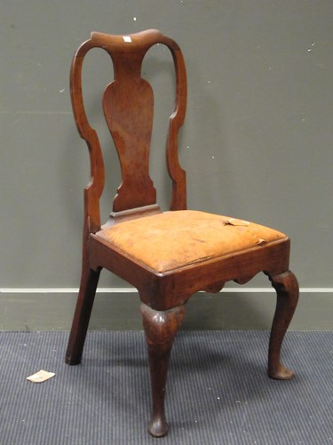 Lot 499 - An 18th century walnut side chair (damaged)