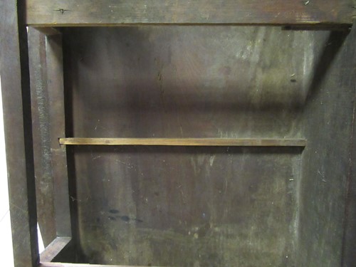Lot 476 - A mahogany serpentine shape side table with...