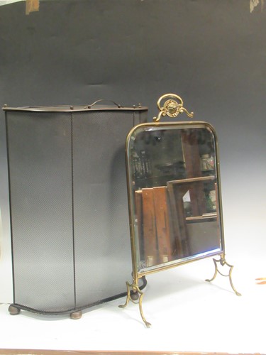 Lot 550A - A small spark guard, 84 x 52 x 16cm and a...