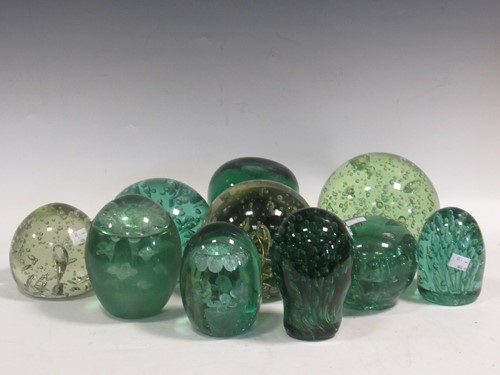 Lot 10 - 10 various glass dumps, including larger size