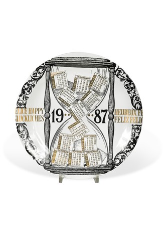 Lot 89 - Piero Fornasetti, a 1987 calendar plate