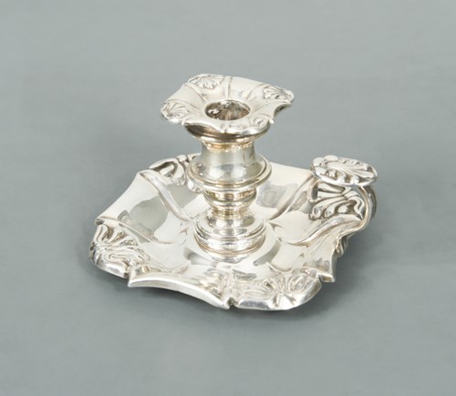 Lot 413 - A William IV silver child's chamberstick