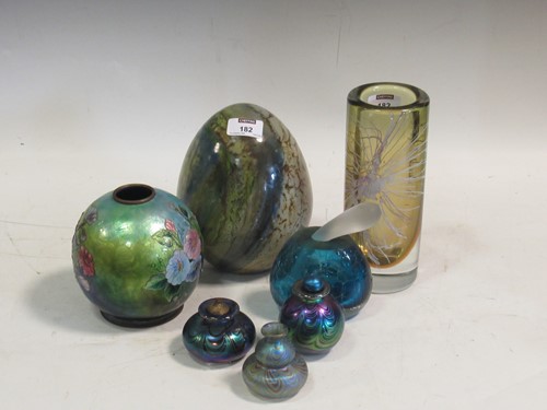 Lot 182 - A collection of Okra and other iridescent...