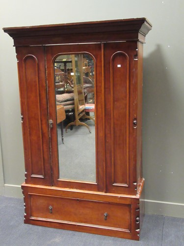 Lot 445 - A Victorian wardrobe 188 x 123 x 49cm and a...
