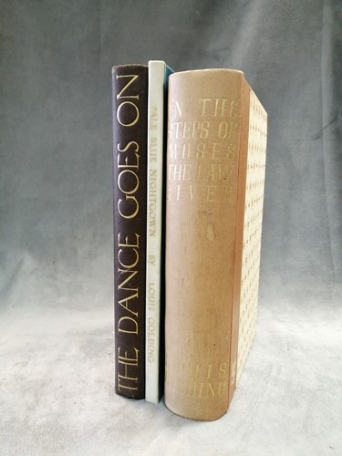 Lot 333 - CORVINUS PRESS. GOLDING (Louis) Pale Blue...