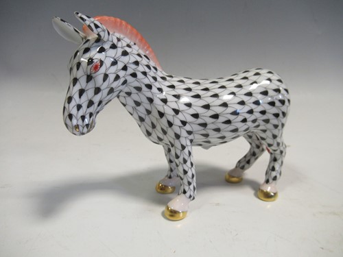 Lot 110 - A Herend black fishnet model of a zebra