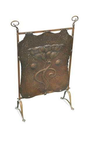 Lot 219 - An Arts & Crafts copper fire screen