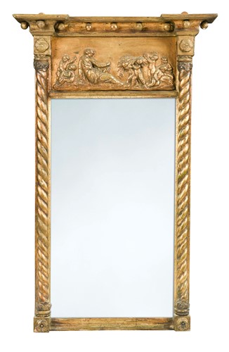 Lot 417 - A Regency gilt and gesso wall mirror
