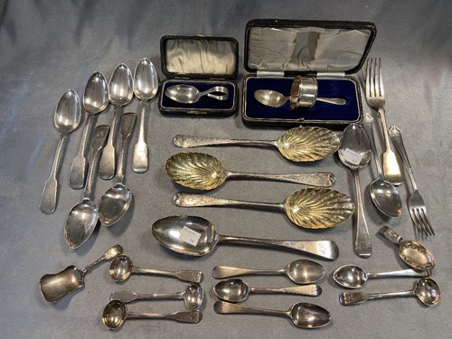 Lot 232 - A quantity of assorted silver flatware 23.6ozt