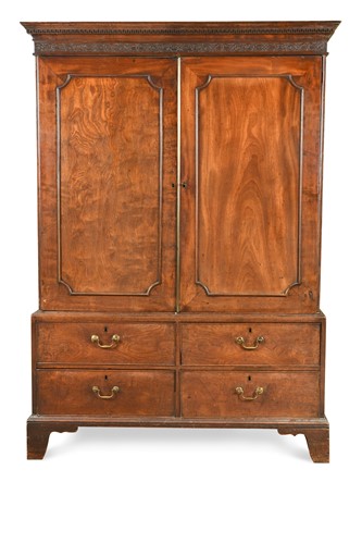 Lot 418 - A George III mahogany linen press