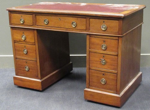 Lot 530 - A late 19th century mahogany pedestal desk,...