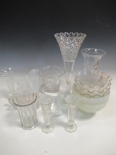 Lot 56 - Three Venetian style handkerchief vases...