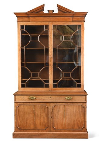 Lot 318 - A George III mahogany library bookcase