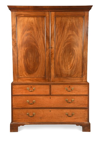 Lot 293 - A George III mahogany linen press