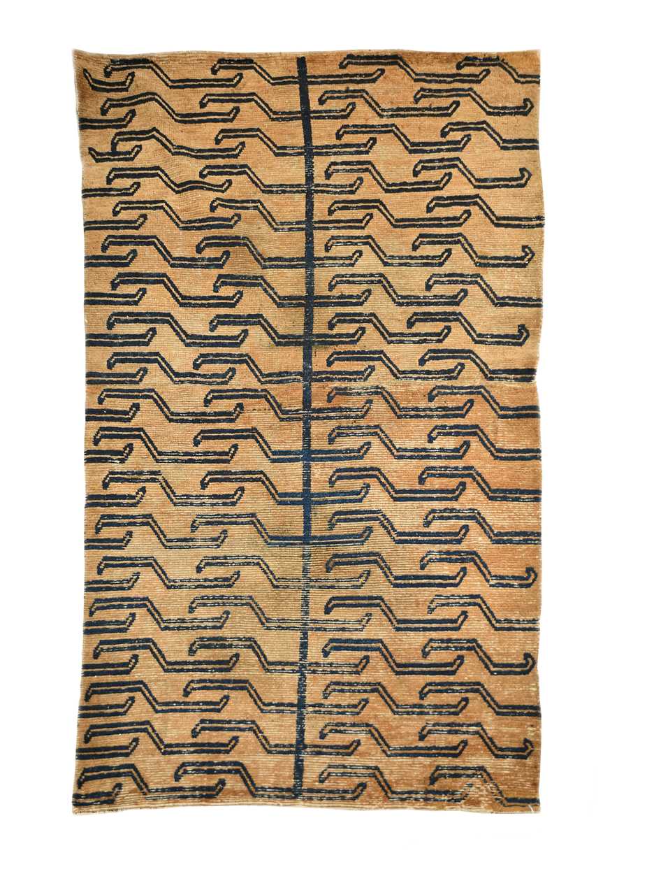 Lot 389 - A Tibetan tiger rug