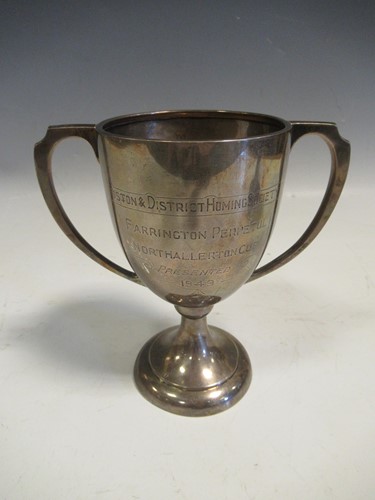 Lot 204 - A silver trophy cup for the Histon Homing...