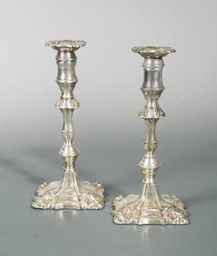 Lot 473 - A pair of 20th century silver candlesticks