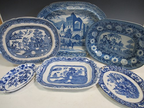 Lot 92 - Two large early 19th century blue and white...