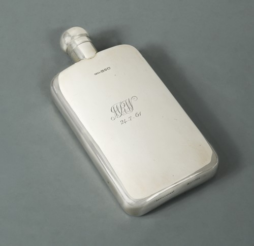 Lot 424 - A Victorian silver spirit flask