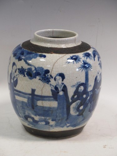 Lot 38 - Blue and white Chinese pot with no cover 25cm...