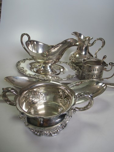 Lot 234 - A collection of silver plated ware including a...