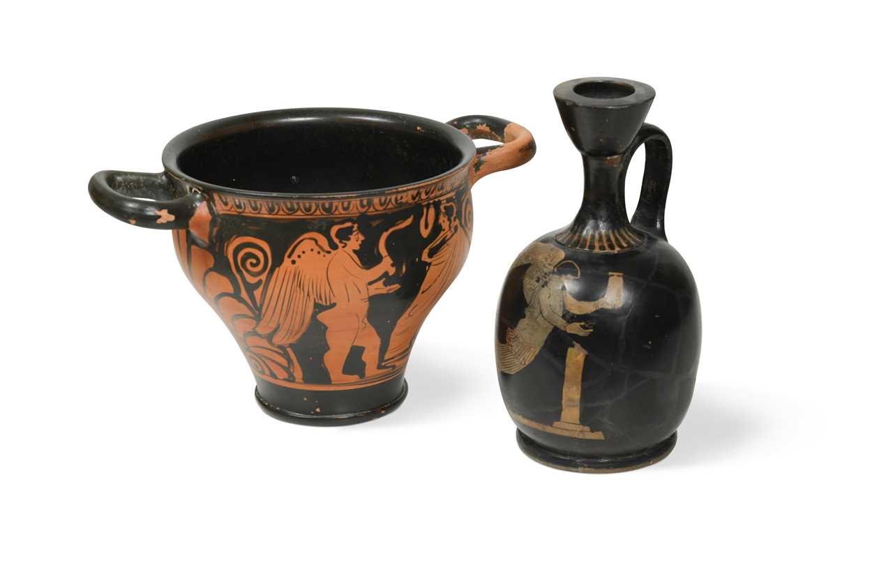 Lot 369 - A 4th/5th century BC ewer