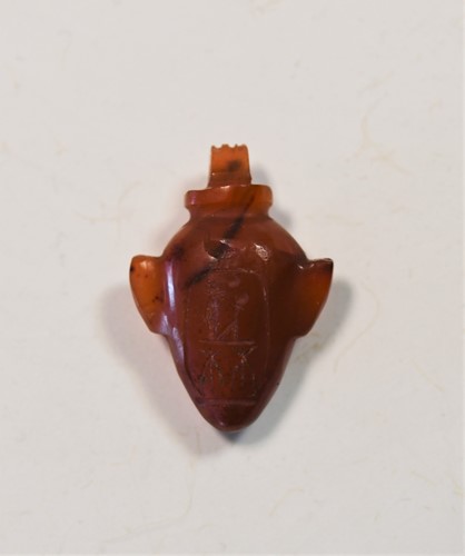 Lot 185 - Egyptian heart amulet, 2.5cm long