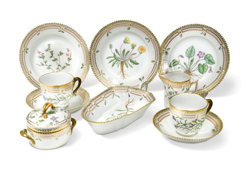 Lot 320 - A Royal Copenhagen Flora Danica tea service for ten