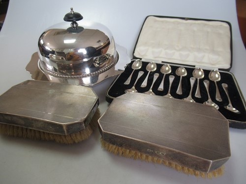 Lot 235 - A cased set of 12 silver coffee spoons, a...