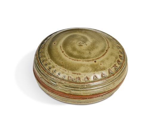 Lot 93 - Richard Batterham (British, born 1936), a small stoneware pot and cover