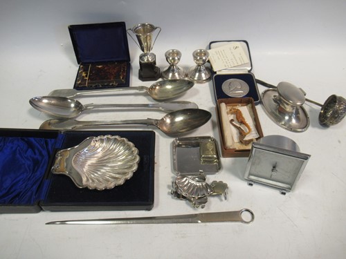 Lot 250 - A small collection of silver wares, including...