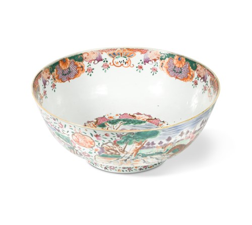 Lot 95 - A Chinese export porcelain punch bowl with a hunting scene, Qing Dynasty, Qianlong, circa 1770