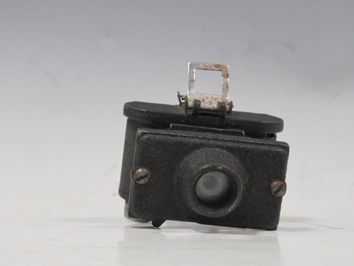 Lot 138 - A miniature or spy camera