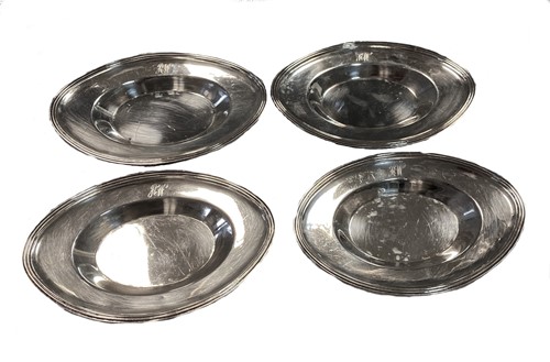 Lot 281 - A set of four George III 18th century silver sweetmeat dishes