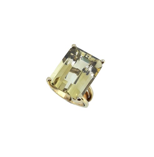 Lot 5 - A modern citrine dress ring