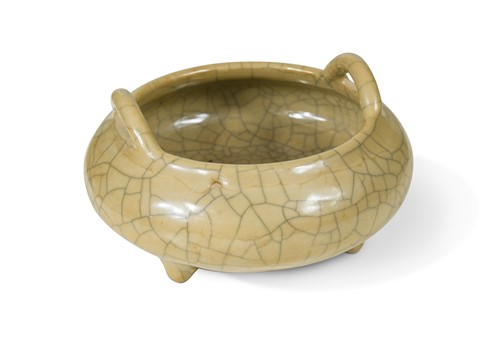 Lot 54 - A Chinese crackle glazed porcelain censer, Qing Dynasty, 19th century