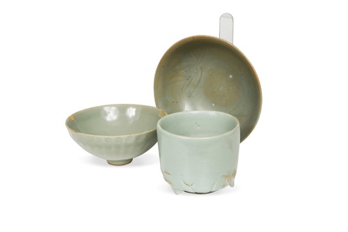 Lot 49 - A celadon glazed brush pot, Song Dynasty (960AD - 1279AD)