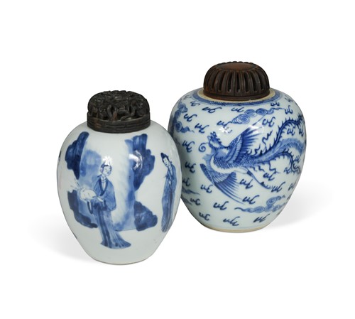 Lot 21 - A Chinese blue and white porcelain Phoenix vase, Qing Dynasty, Kangxi (1662-1722)