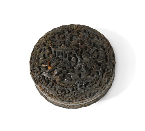 Lot 138 - A Chinese Export tortoiseshell circular box and cover, Qing Dynasty, circa 1830