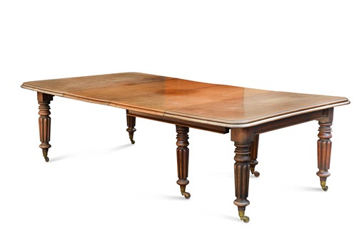 Lot 947 - A Victorian mahogany extending dining table