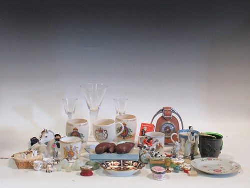 Lot 154 - Four small Sabino opalescent glass birds, a...