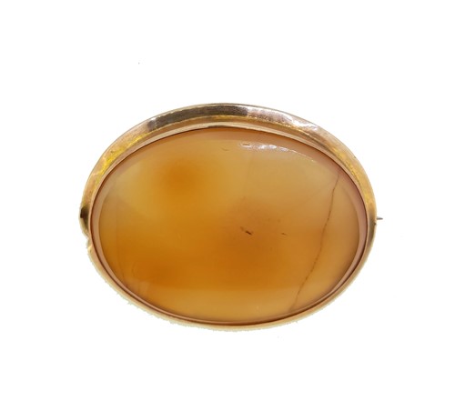 Lot 1 - A trio of agate brooches