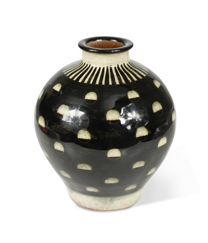 Lot 101 - Hedwig Bollhagen (German, 1907-2001), an earthenware vase