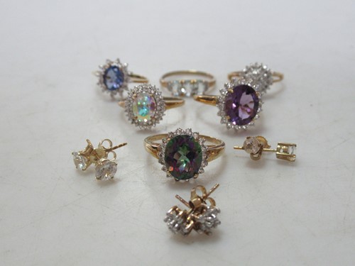 Lot 188 - Six 9ct gold cluster rings, together with...