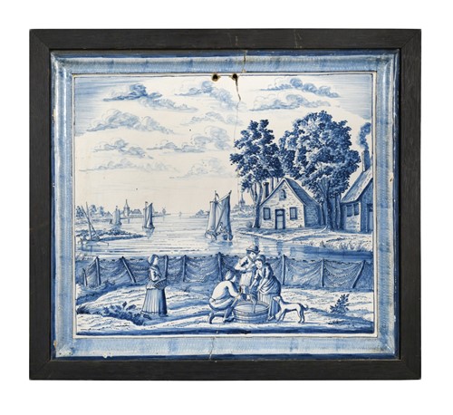 Lot 482 - A large Delft blue and white wall plaque