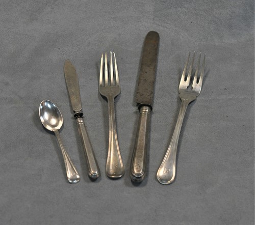 Lot 354 - An early 20th century 127-piece set of German metalwares silver cutlery and flatware
